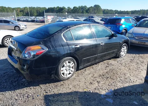 2009 Nissan Altima 2.5 S z USA, uszkodzony, nr VIN 1N4AL21E49N464061